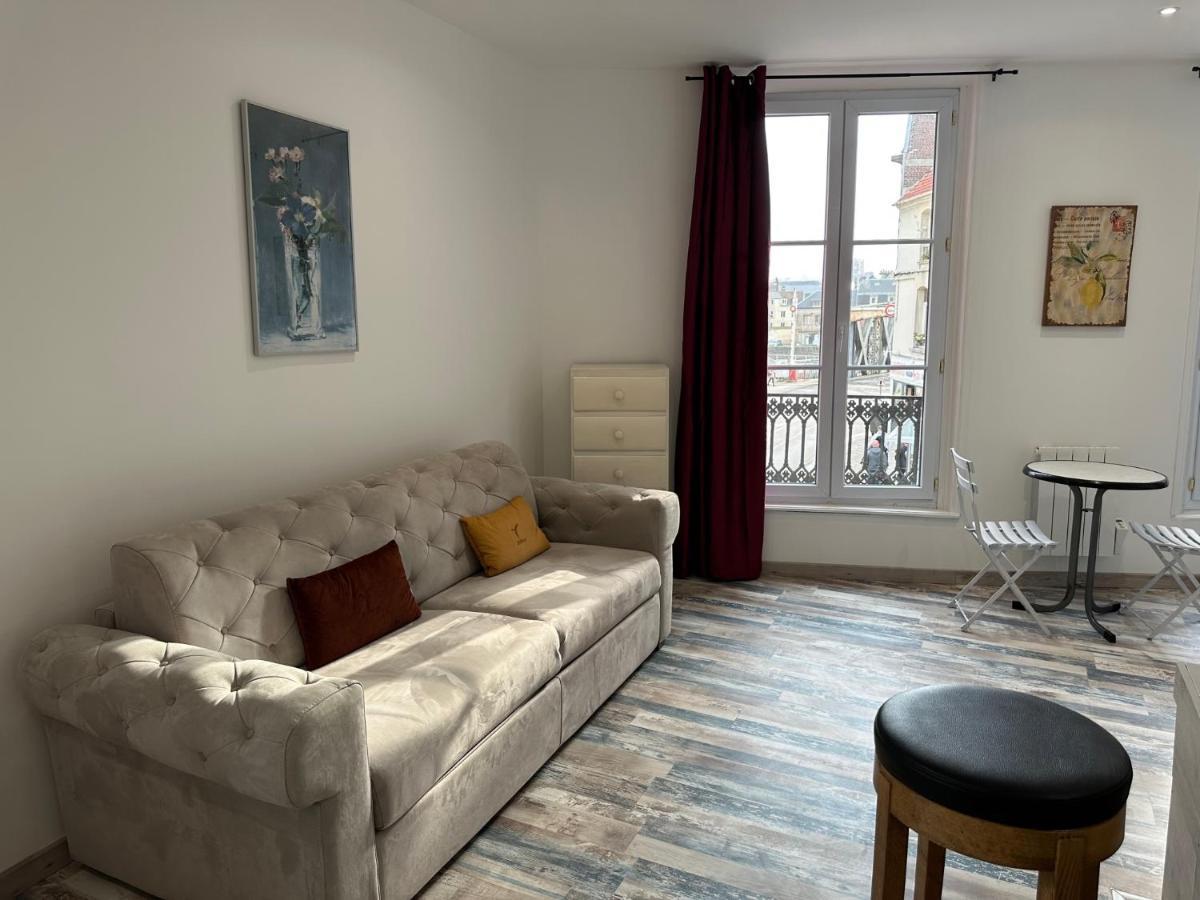 Des Beaux Appartements Deluxe Дьепп Экстерьер фото